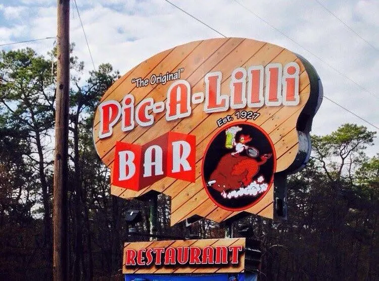 The iconic Pic-A-Lilli Inn roadside sign on Route 206